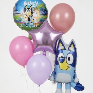 Bluey kutyus fólia luficsokor gumilufikkal születésnapra, lányos színekben.